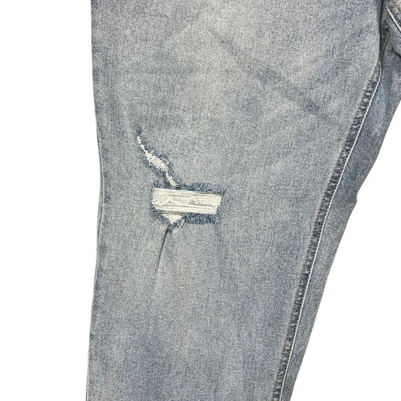 Kancan High Rise Boyfriend Jeans Plus Sz 22 Light Wash Distressed Stretch NEW! - Picture 9 of 14